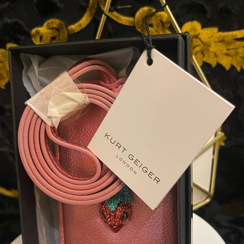 Kurt Geiger Metallic Pink Lanyard w/ Patterned Box. NWT - Picture 4 of 9